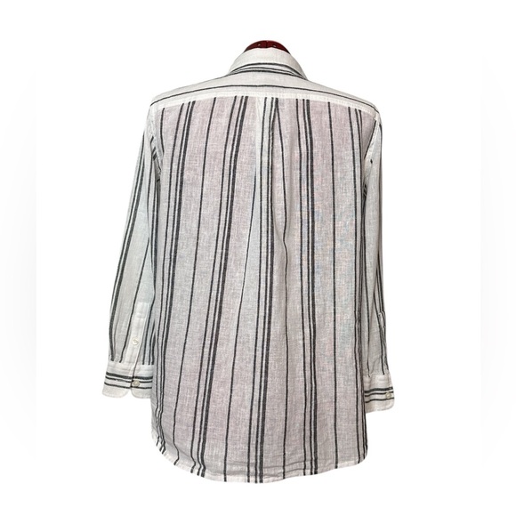 Chaps Petite classic linen and cotton blend button-up blouse vertical stripes - Picture 3 of 10